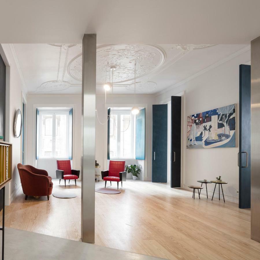 Awarded 3 Bedrooms Upscale Flat@Chiado Bairro Alto Lisbon Bagian luar foto