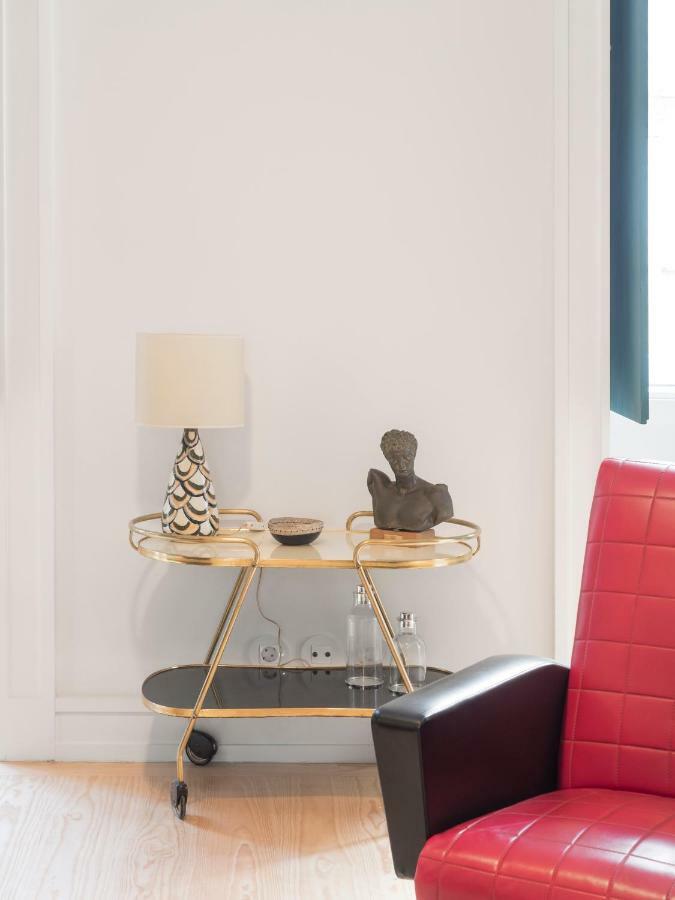 Awarded 3 Bedrooms Upscale Flat@Chiado Bairro Alto Lisbon Bagian luar foto