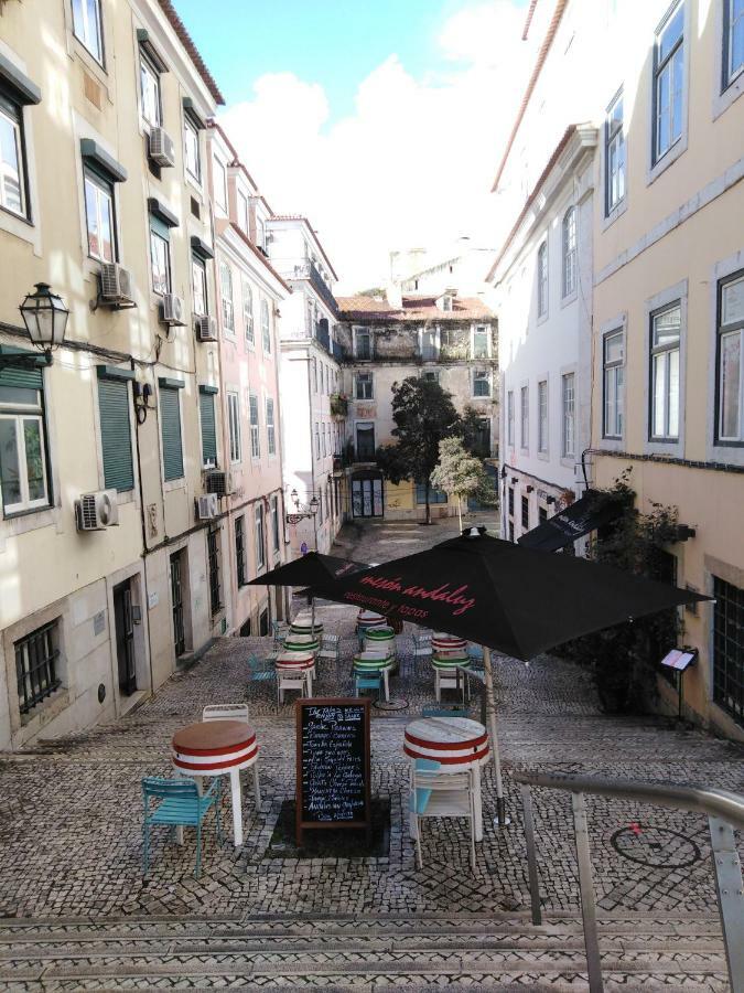 Awarded 3 Bedrooms Upscale Flat@Chiado Bairro Alto Lisbon Bagian luar foto