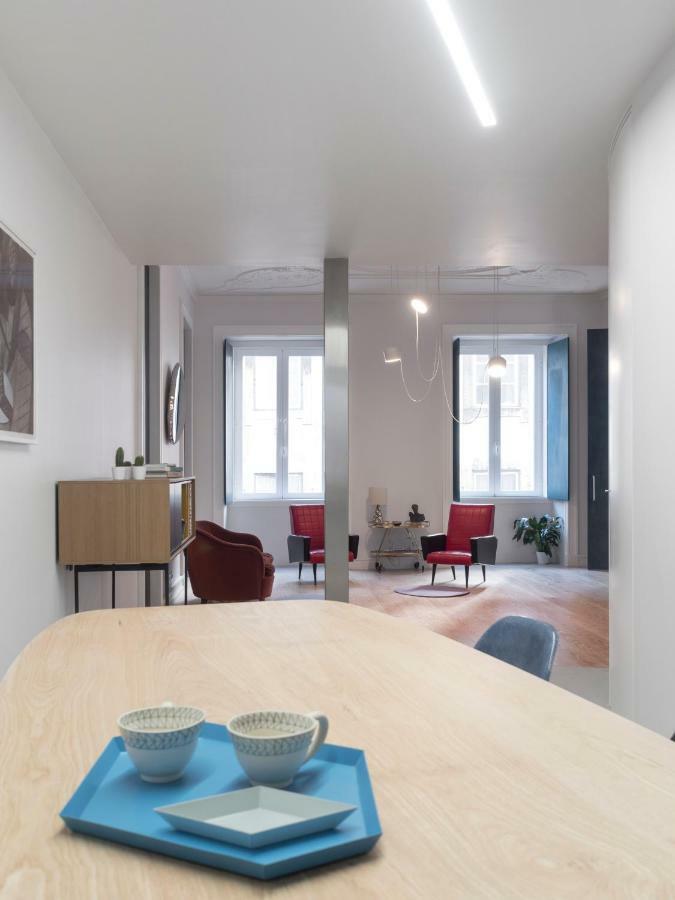 Awarded 3 Bedrooms Upscale Flat@Chiado Bairro Alto Lisbon Bagian luar foto