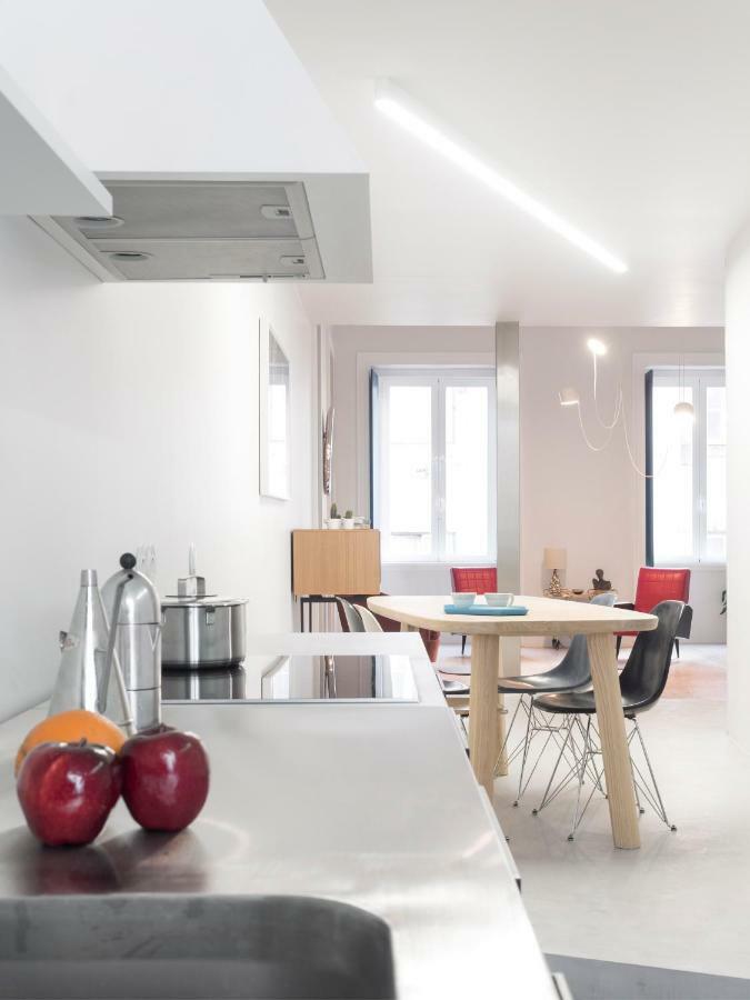 Awarded 3 Bedrooms Upscale Flat@Chiado Bairro Alto Lisbon Bagian luar foto