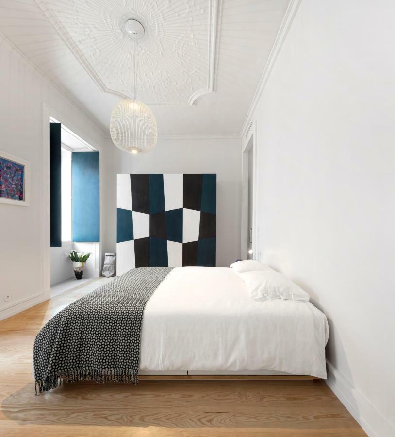 Awarded 3 Bedrooms Upscale Flat@Chiado Bairro Alto Lisbon Bagian luar foto