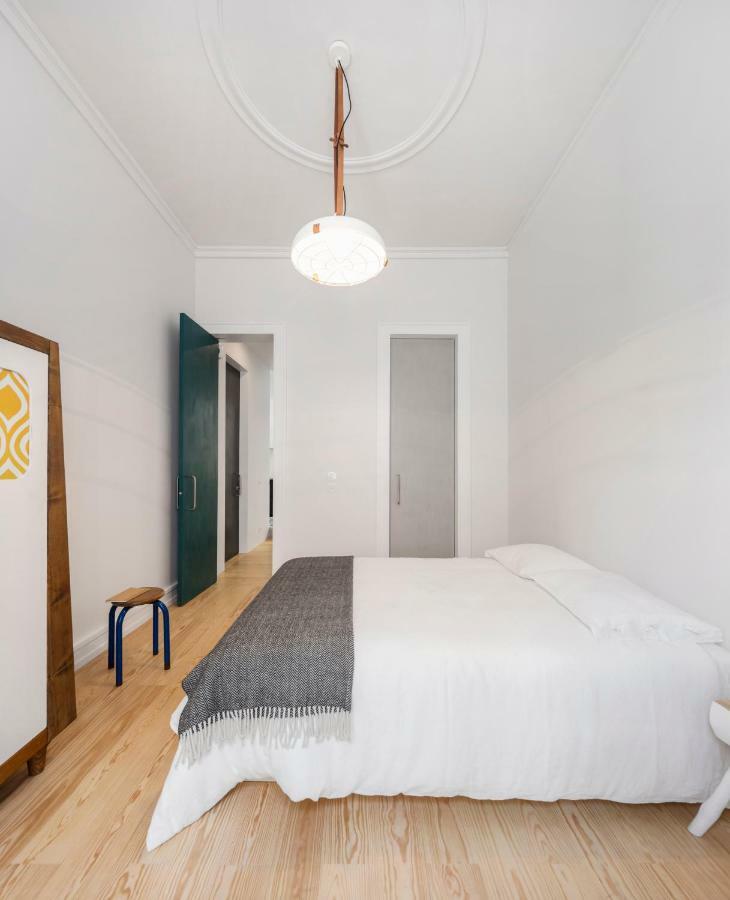 Awarded 3 Bedrooms Upscale Flat@Chiado Bairro Alto Lisbon Bagian luar foto