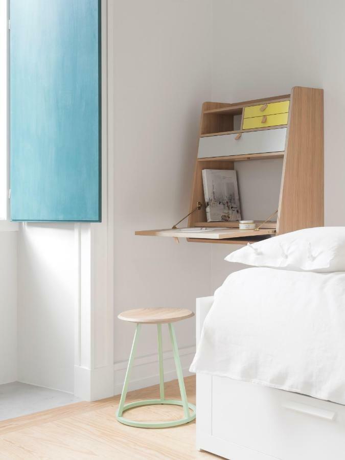 Awarded 3 Bedrooms Upscale Flat@Chiado Bairro Alto Lisbon Bagian luar foto